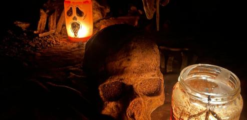 Halloween postrašil v Mladečských jeskyních 26.-27. října 2024